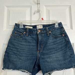 Universal Threads denim Vintage Midi Women Shorts